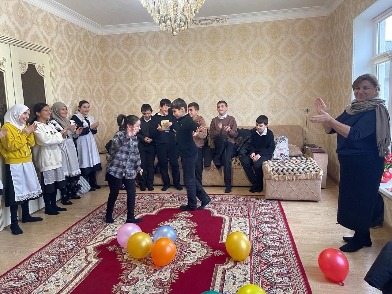 03.11.2024г. Классный час «Имя твоё неизвестно, подвиг твой бессмертен» в 3б кл. (кл.рук. Аликадиева М.М.).